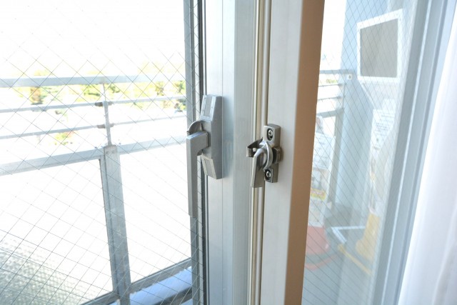 グランドメゾン目白　4.0帖ベッドルームの二重サッシ