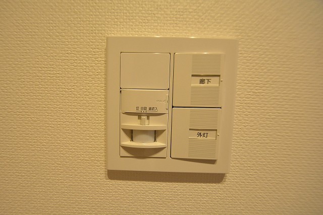 シティウインズ品川ガーデンコート　玄関人感センサー