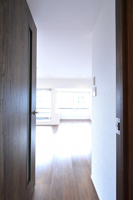 代官山エーデルハイム　LDKドア