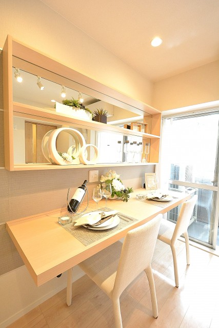 ライオンズマンション三軒茶屋　DKデスク