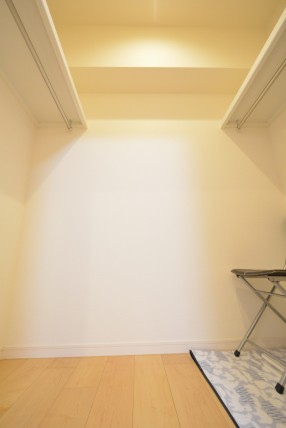 ハイネス小石川305　収納