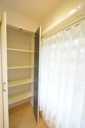 ハイネス小石川305　収納