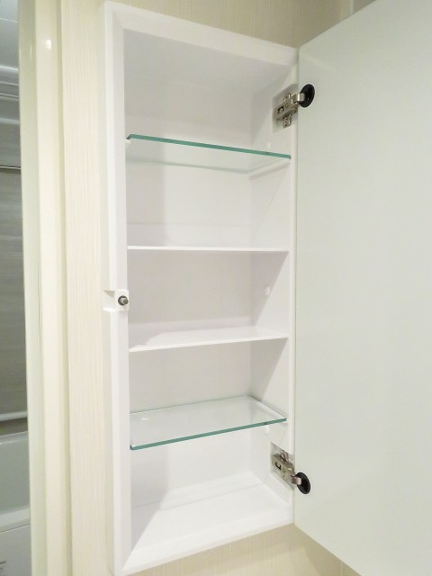 田町グリーンハイツ　キャビネット