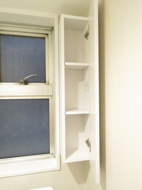 田町グリーンハイツ　トイレ収納