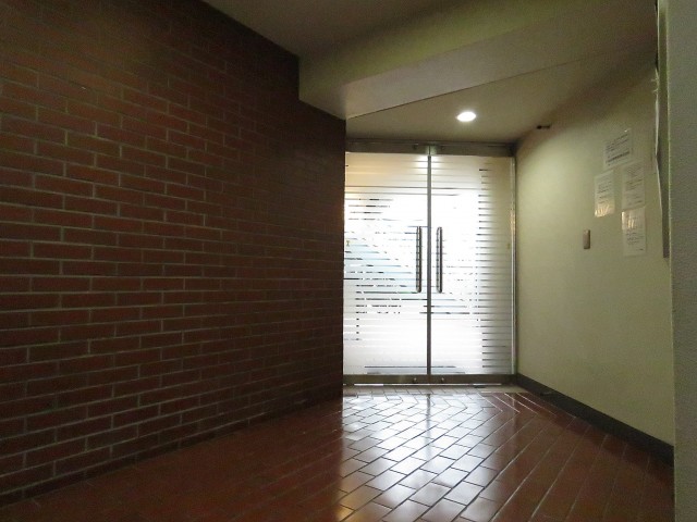 田町グリーンハイツ　エントランスホール