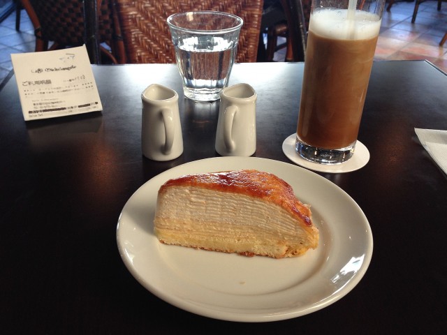 秀和桜丘レジデンス　代官山カフェ