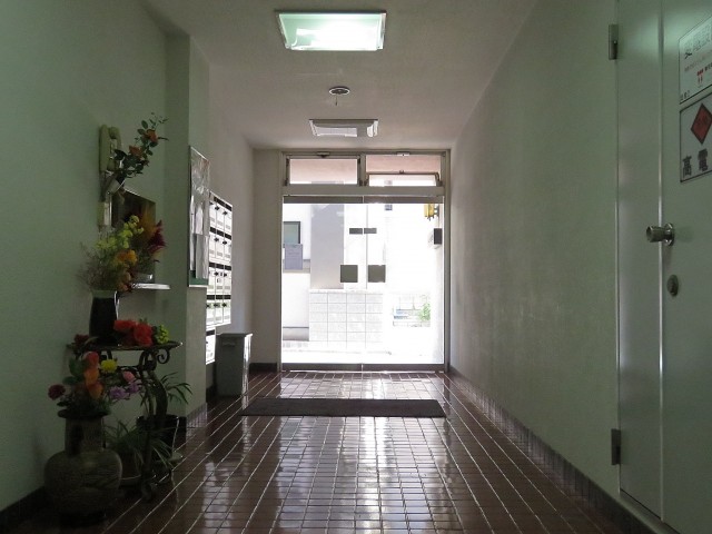 ドルミ東中野　エントランス