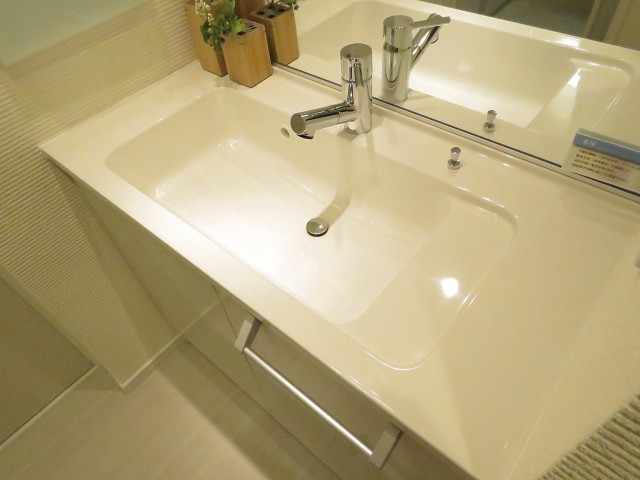 ライオンズマンション北新宿 洗面化粧台