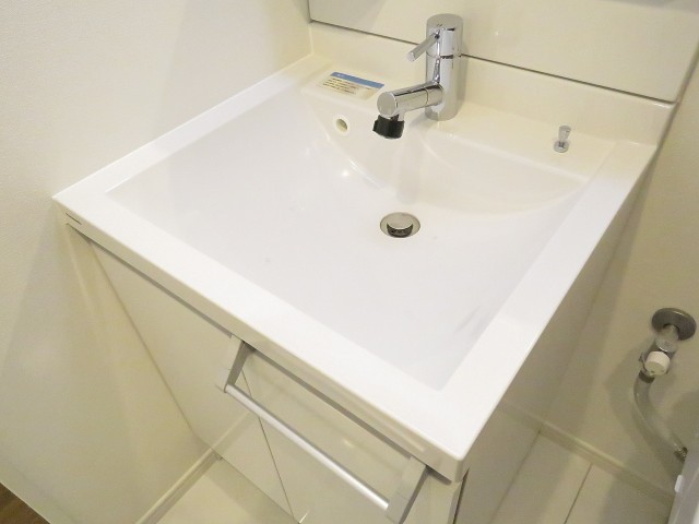 越前堀永谷マンション　洗面化粧台