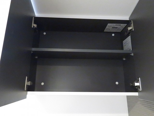 越前堀永谷マンション　吊戸棚