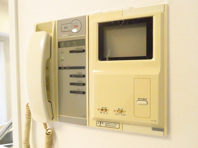 レックス神宮外苑　ＴＶモニター付きインターホン