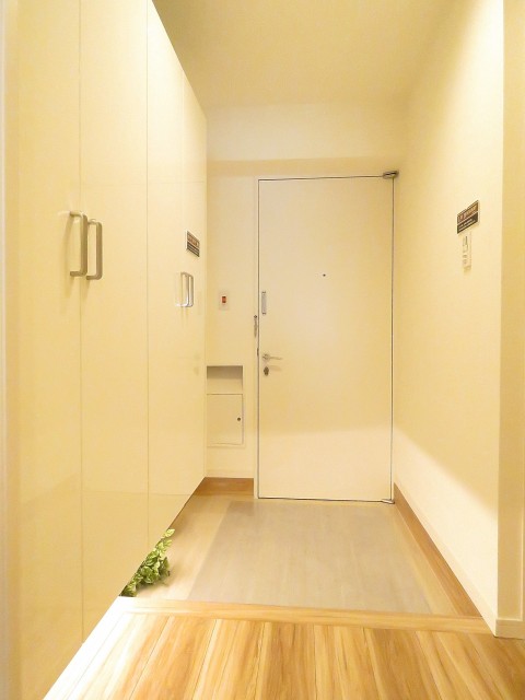 小石川ハウス　玄関ホール