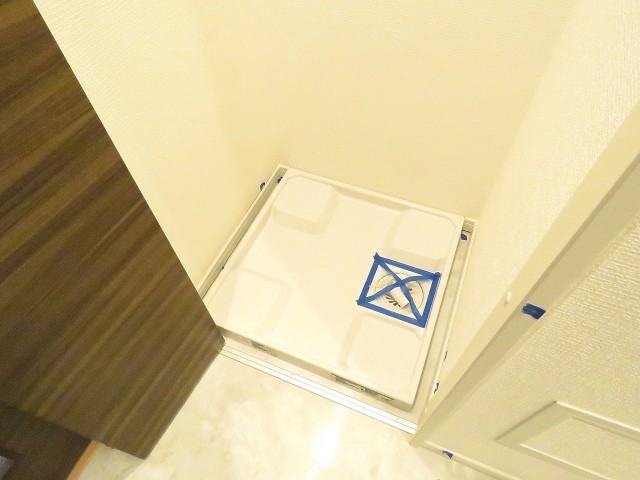 朝日ラ・パリオ四谷　洗濯機置場