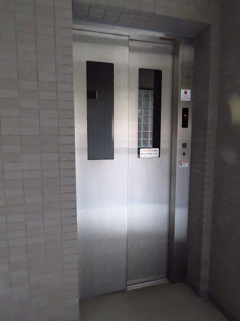 藤和三軒茶屋ホームズ　エレベーター