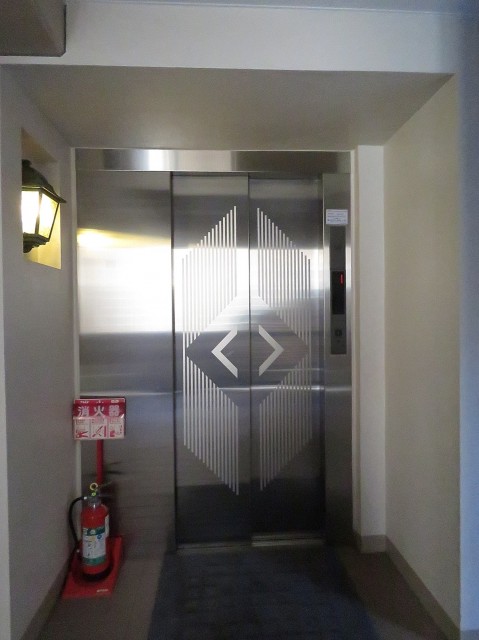朝日ラ・パリオ四谷　エレベーター