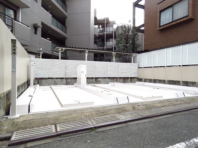 藤和三軒茶屋ホームズ　駐車場