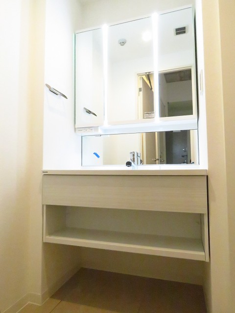 スタジオDEn渋谷　洗面化粧台