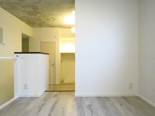 スタジオDEn渋谷　洋室約4.8帖