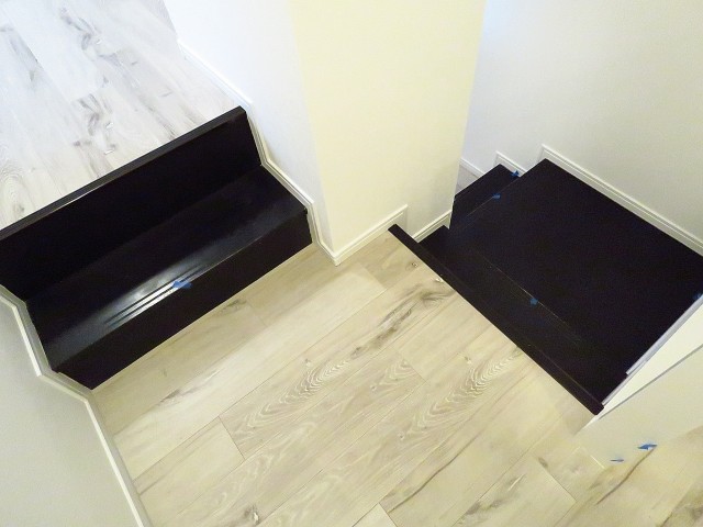 スタジオDEn渋谷　階段