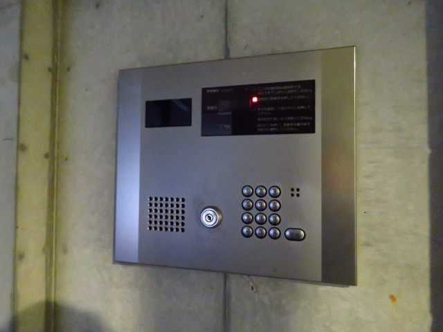 スタジオDEn渋谷　オートロック