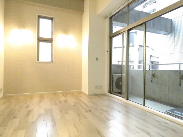 スタジオDEn渋谷　LDK約10.0帖