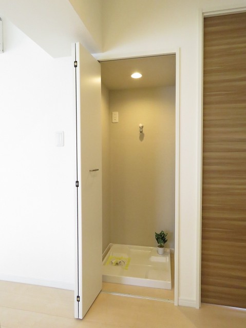 宏和マンション池袋　洗濯機置場