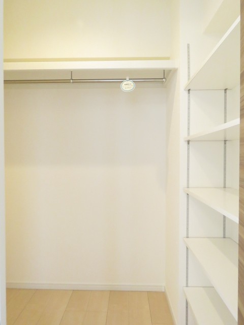 宏和マンション池袋　WIC約1.6帖