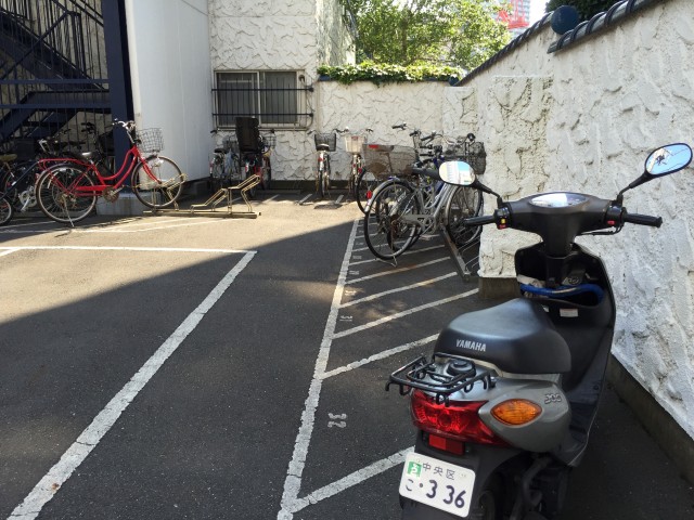 秀和新川レジデンス　駐輪場