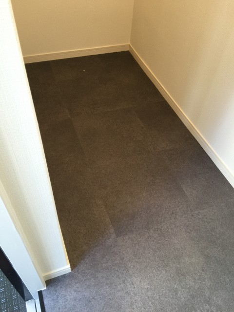 秀和新川レジデンス　トランクルーム