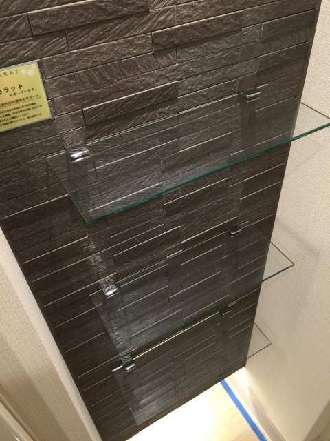 秀和新川レジデンス　玄関