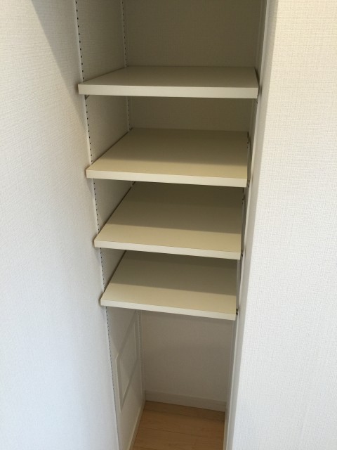 秀和新川レジデンス　洋室約5.2帖