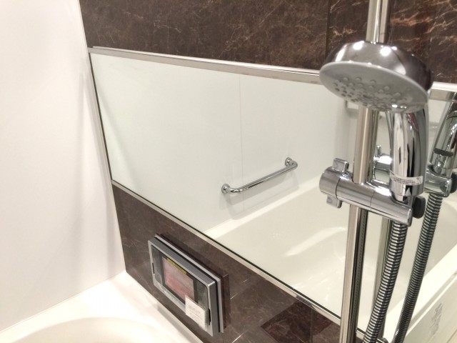 秀和新川レジデンス　バスルーム