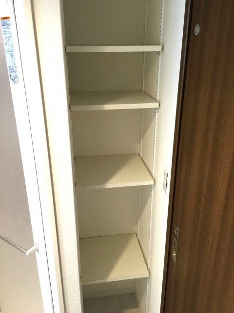 秀和新川レジデンス　洗面室