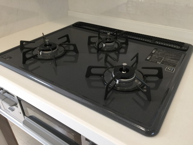 秀和新川レジデンス　キッチン