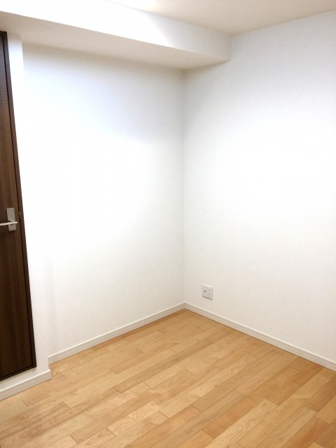 秀和新川レジデンス　サービスルーム