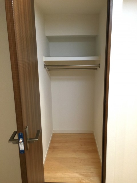 秀和新川レジデンス　サービスルーム