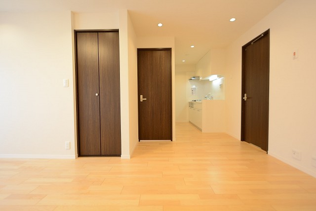 日商岩井豪徳寺マンション　LD