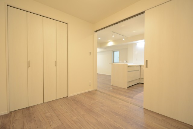 ライオンズマンション池袋 洋室2