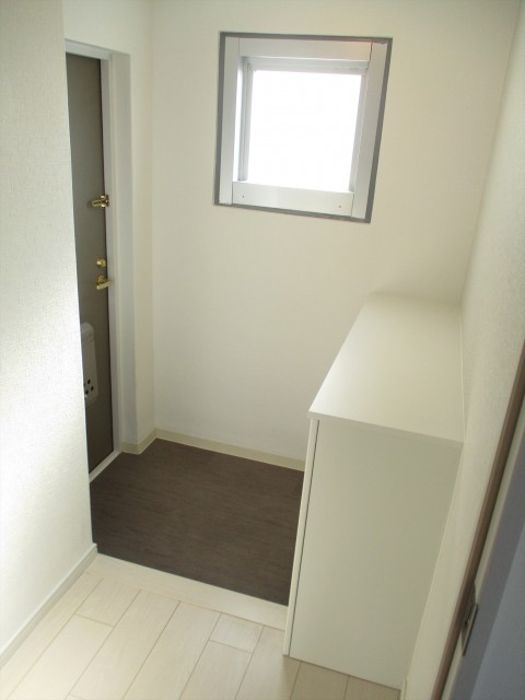 セレクトガーデン池袋　玄関