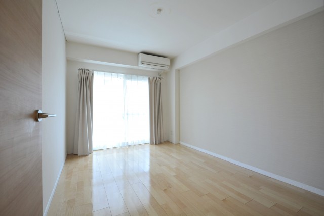 勝どきハイム 洋室2