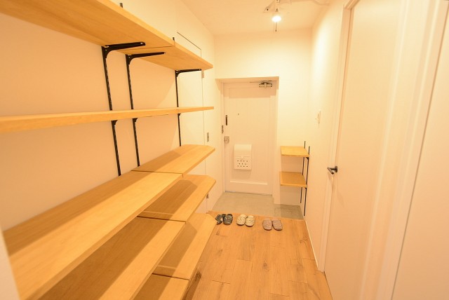 代官山エーデルハイム 玄関