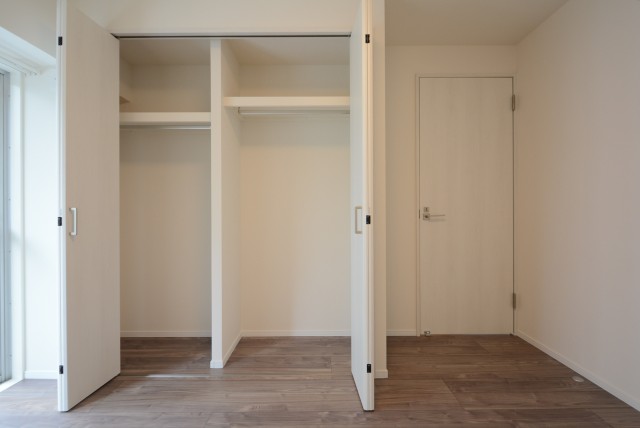 ライオンズマンション池袋 洋室1