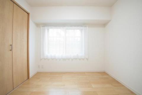 ライオンズマンション高円寺南106　洋室