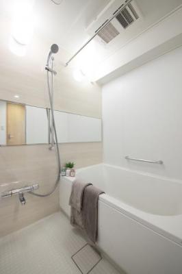 ライオンズマンション高円寺南106　バスルーム
