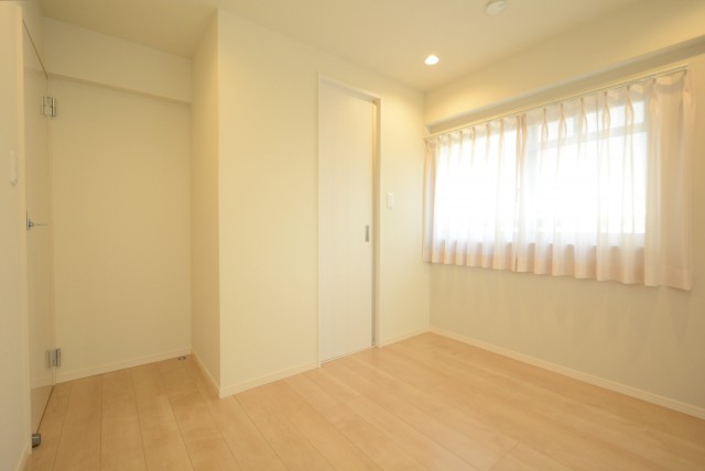 ハイホーム御殿山 洋室2