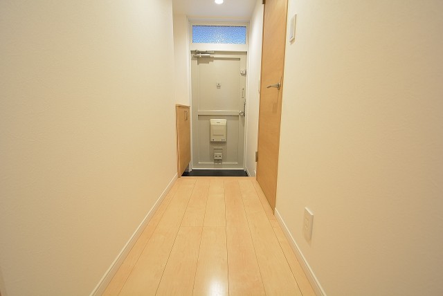 駒沢コーポラス 玄関 (6)