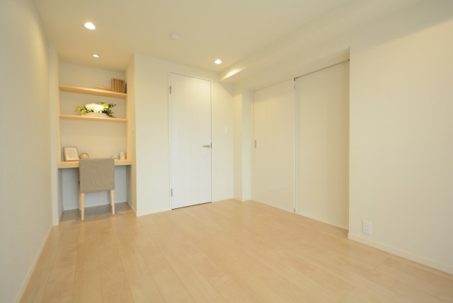 ハイホーム御殿山 洋室1