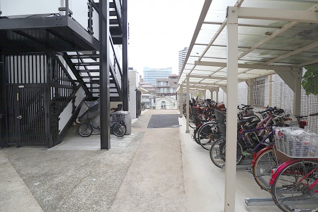 秀和参宮橋レジデンス 駐輪場
