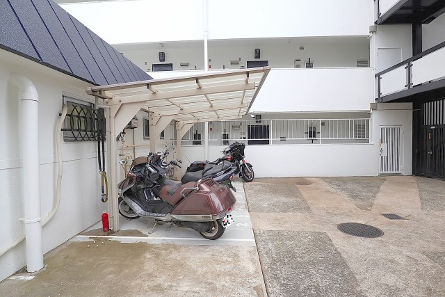 秀和参宮橋レジデンス 駐輪場