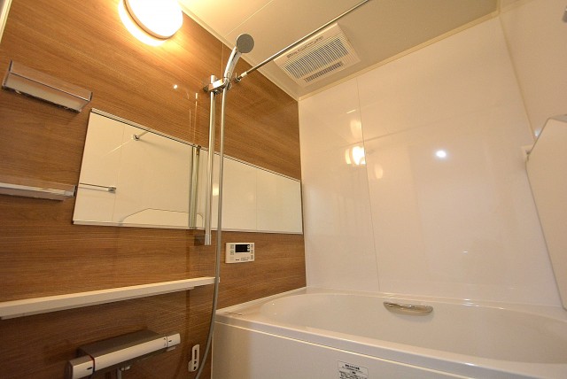 秀和第二神宮レジデンス バス